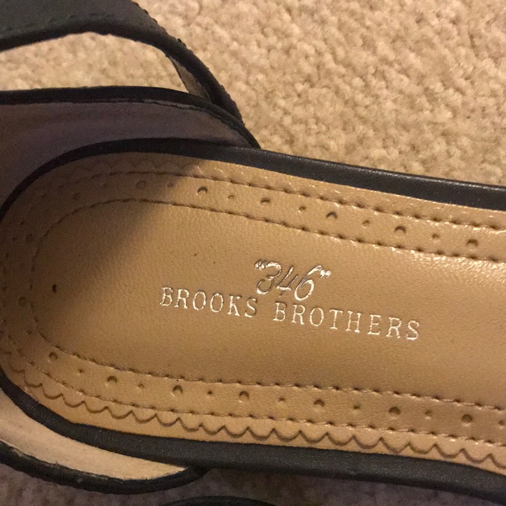 Brooks Brothers Sandals - Picture 3 of 6